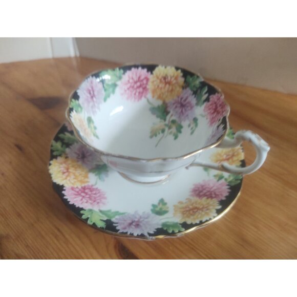 Vintage Double Warrant Paragon Mums Tea Cup & Saucer, Chrysanthemum flowers 1940 - Picture 14 of 14